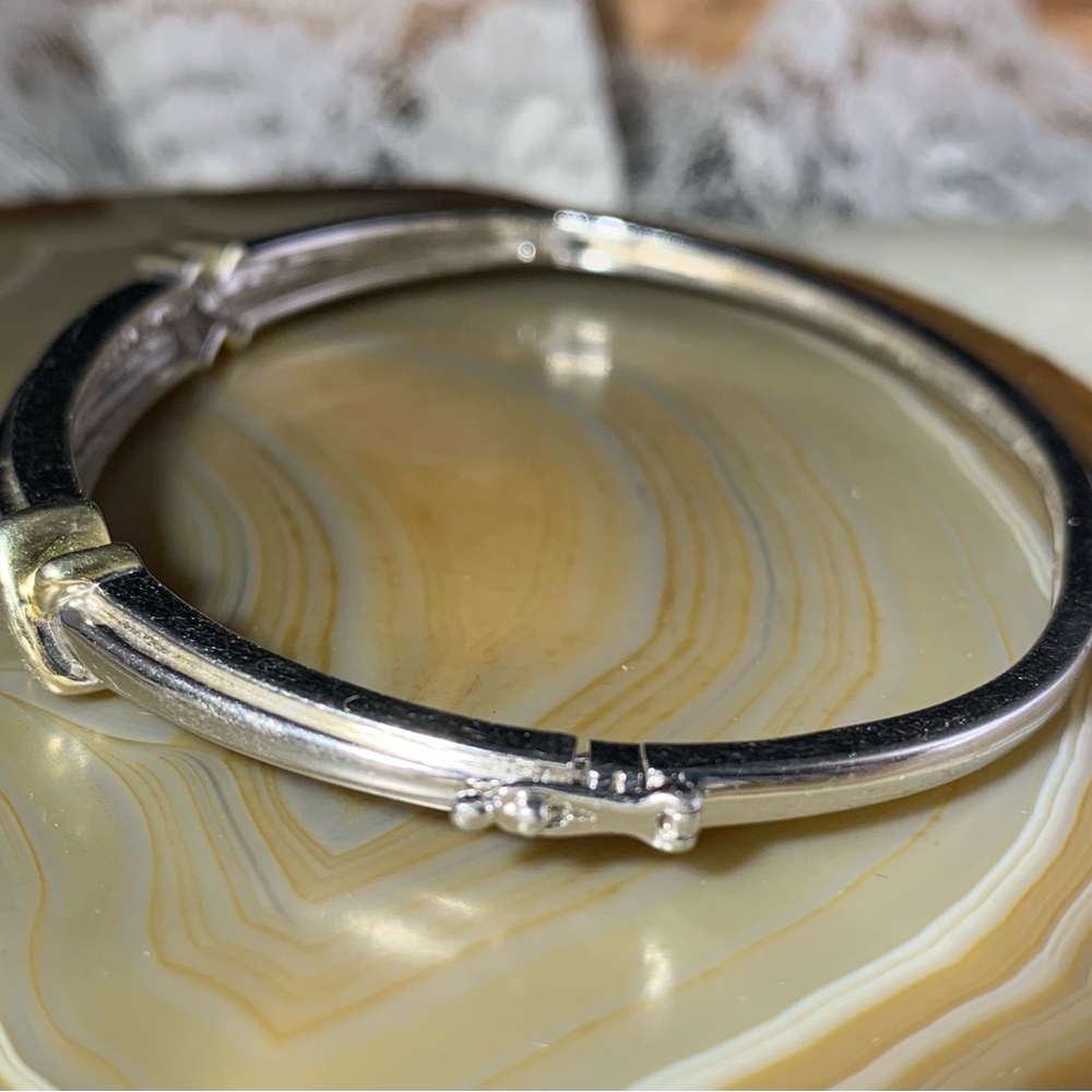 Elegant Silver and Gold Bracelet - Picture 4 of 6